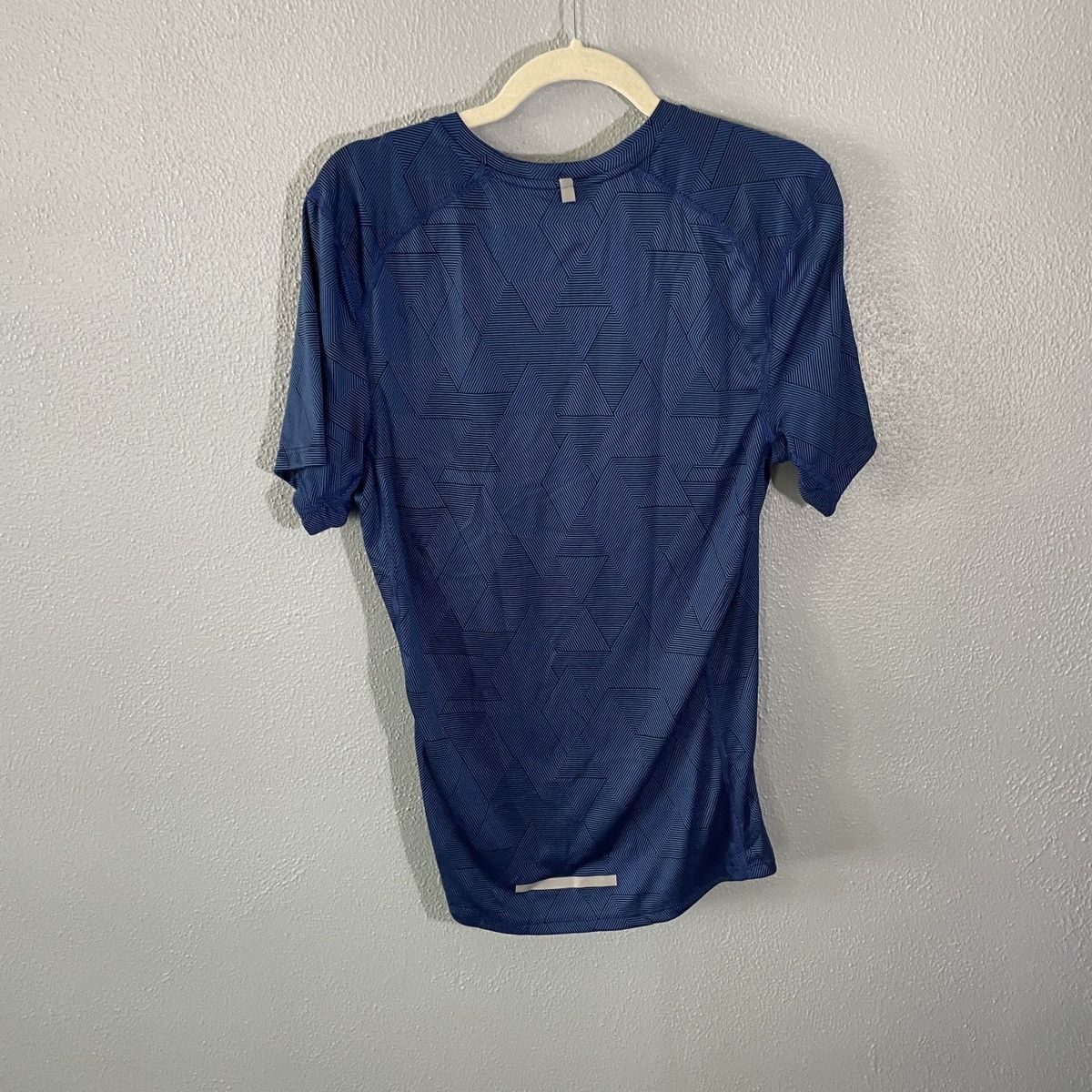 Nike Nike Blue Athletic Dri-Fit T Shirt Men’s Size S Size US S / EU 44-46 / 1 - 2 Thumbnail