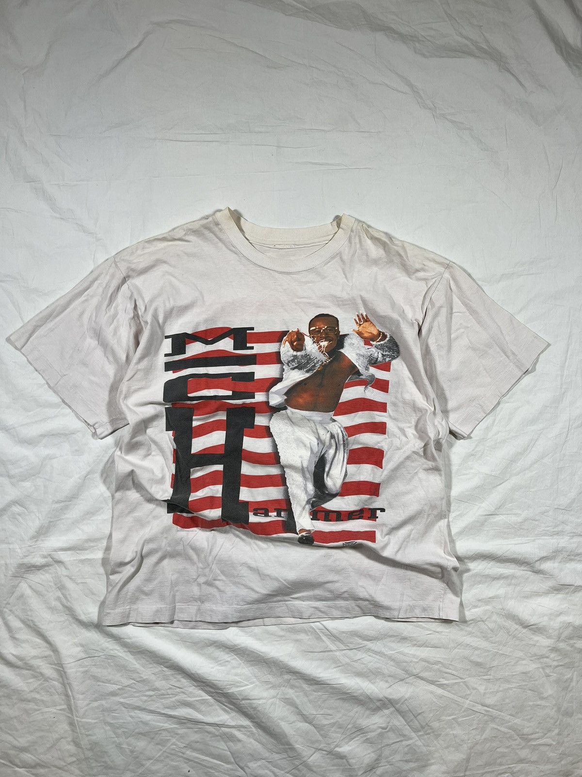 Band Tees Vintage 90s Mc Hammer Here Comes The Hammer Tee Size US L / EU 52-54 / 3 - 1 Thumbnail