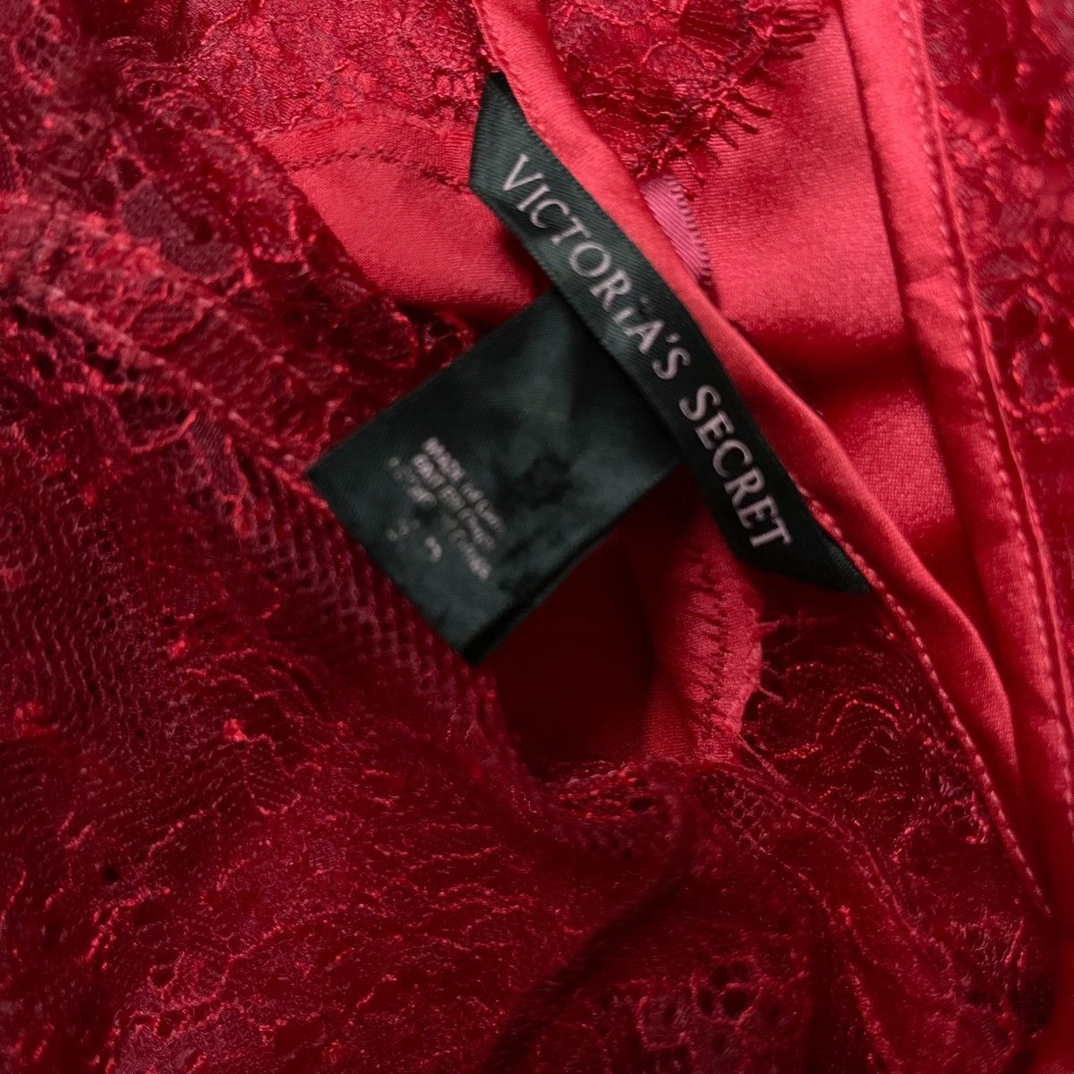 Victoria's Secret VS Red Satin & Lace Slip Gown (XS-S) Size S / US 4 / IT 40 - 14 Thumbnail