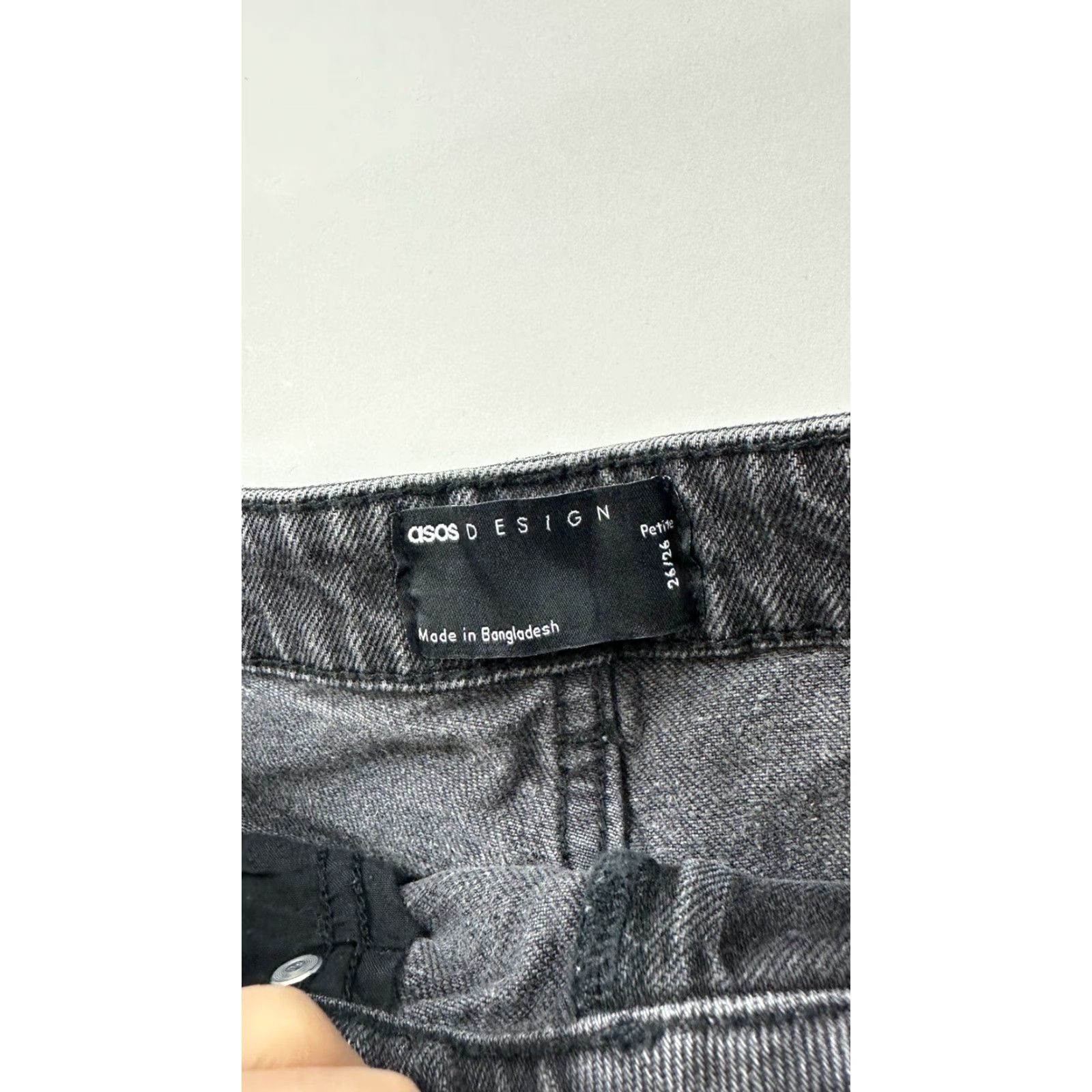Asos VINTAGE ASOS Shorts Women’s 26 Petite Black Cut Off Denim Blue detailing Womens Petite 26 Black Cut-Off Denim Shorts Size 26" / US 2 / IT 38 - 3 Thumbnail