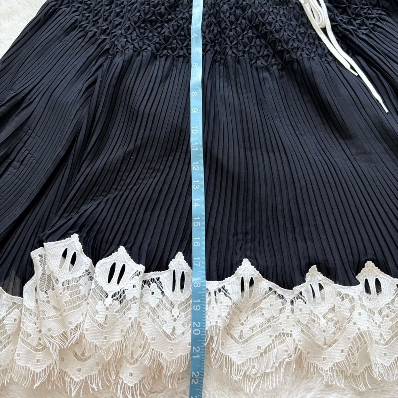 Chloe CHLOÉ Off-the-shoulder macrame women blouse size 36FR or S Size S / US 4 / IT 40 - 8 Thumbnail