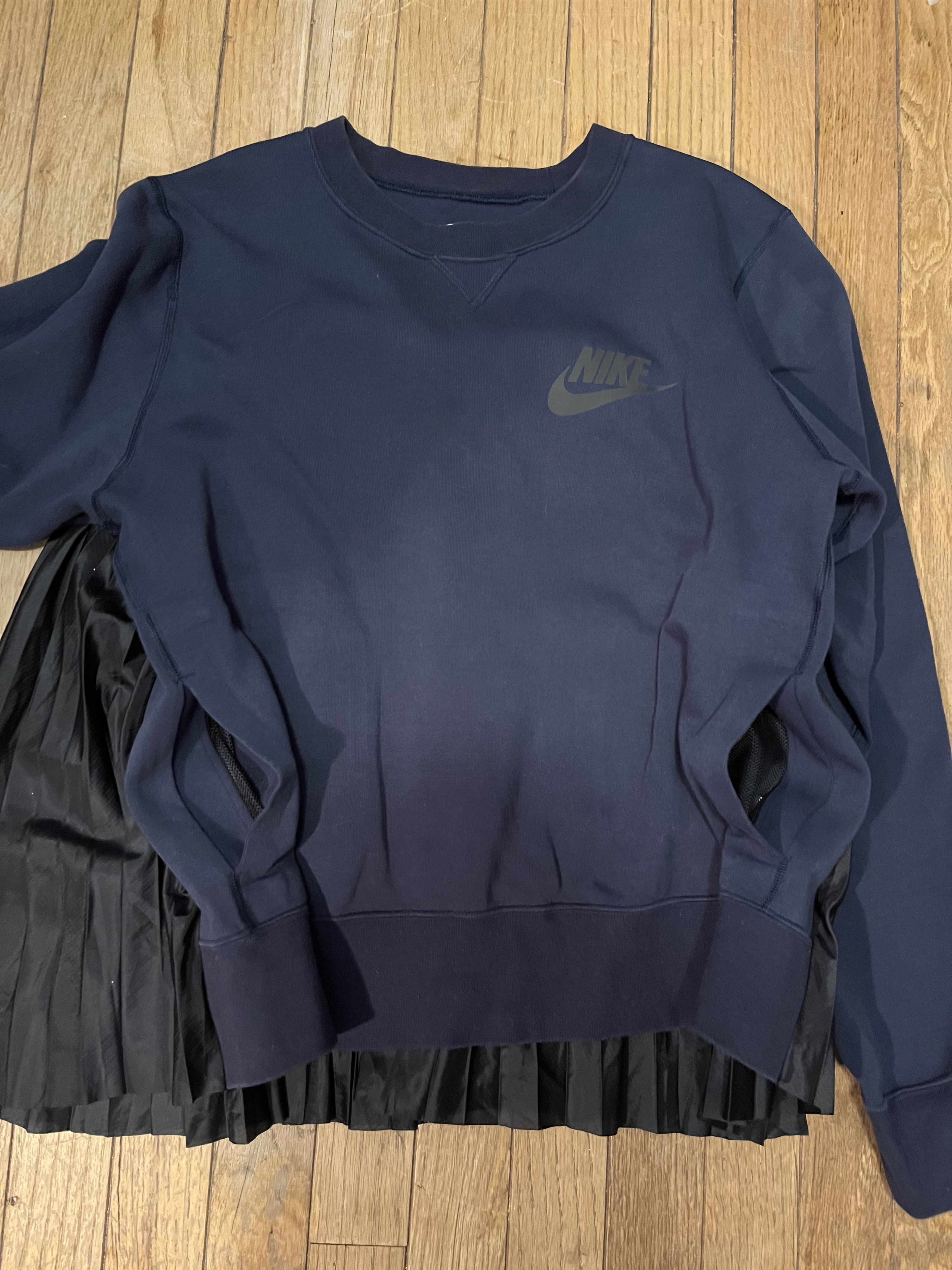 Nike × Sacai Nike x sacai Pleated Crewneck Sweatshirt Size M / US 6-8 / IT 42-44 - 5 Thumbnail