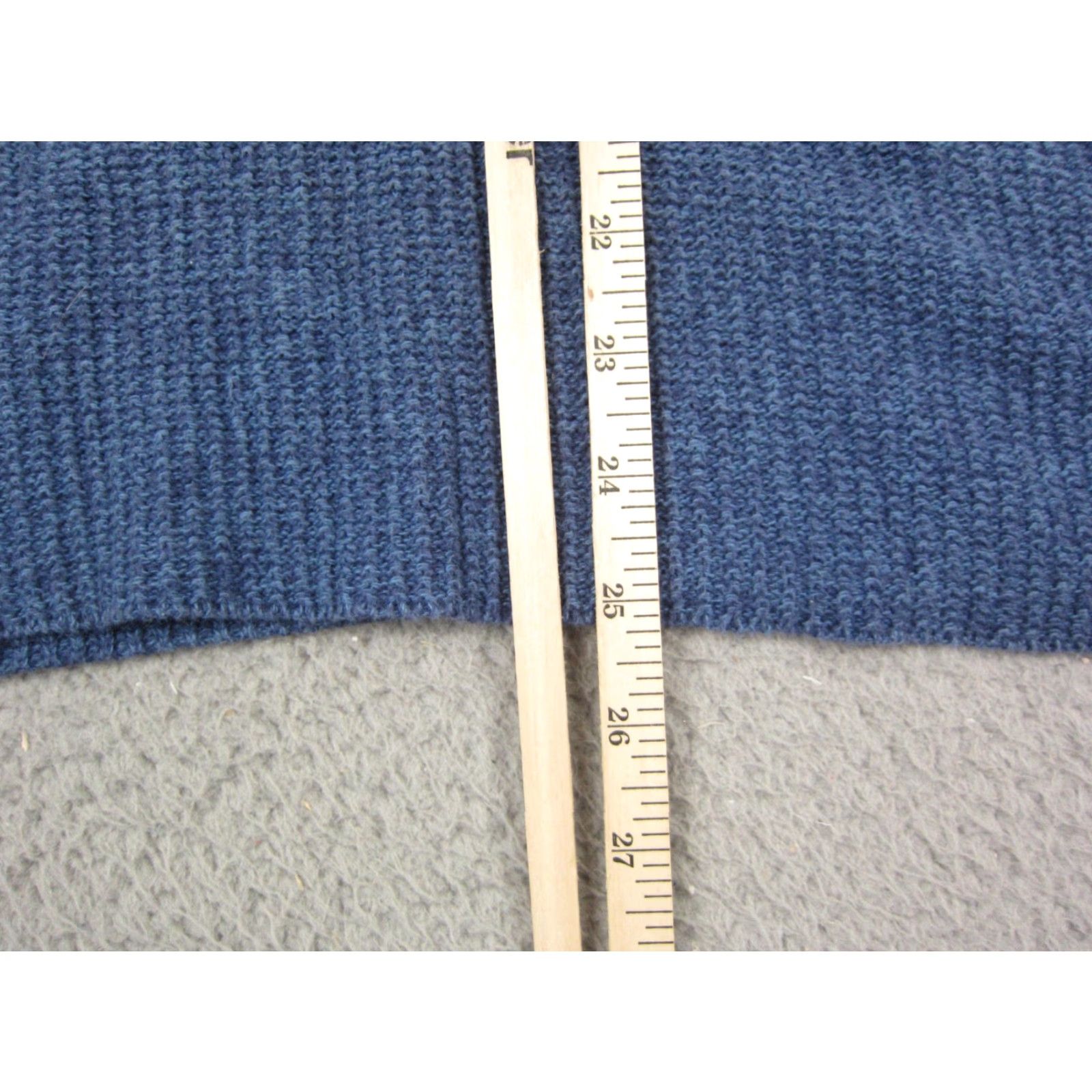 Van Heusen VINTAGE Van Heusen Sweater Womens M Blue Knit Crew Neck Pullover 80s 90s Casual City All Seasons Mens? No gender: end with Womens Size M / US 6-8 / IT 42-44 - 6 Thumbnail