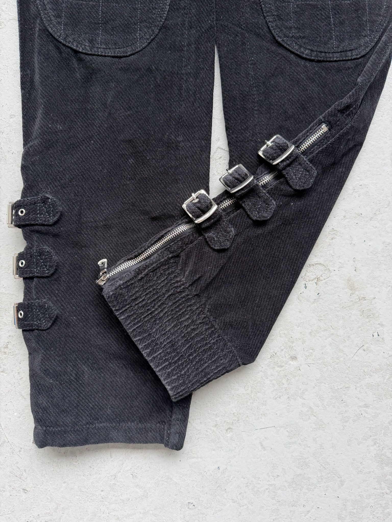 Dolce & Gabbana Dolce & Gabbana Corduroy Buckle Trousers Size US 32 / EU 48 - 4 Thumbnail