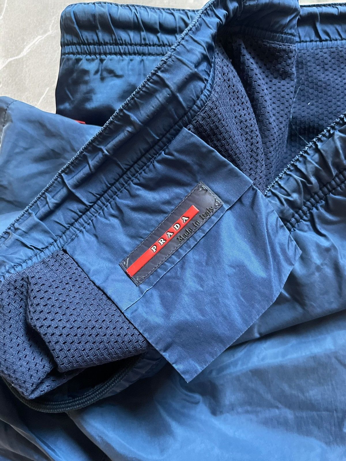 Prada × Vintage PRADA RED TAB NYLON SHORTS Vintage avant Garde y2k Size US 34 / EU 50 - 3 Thumbnail