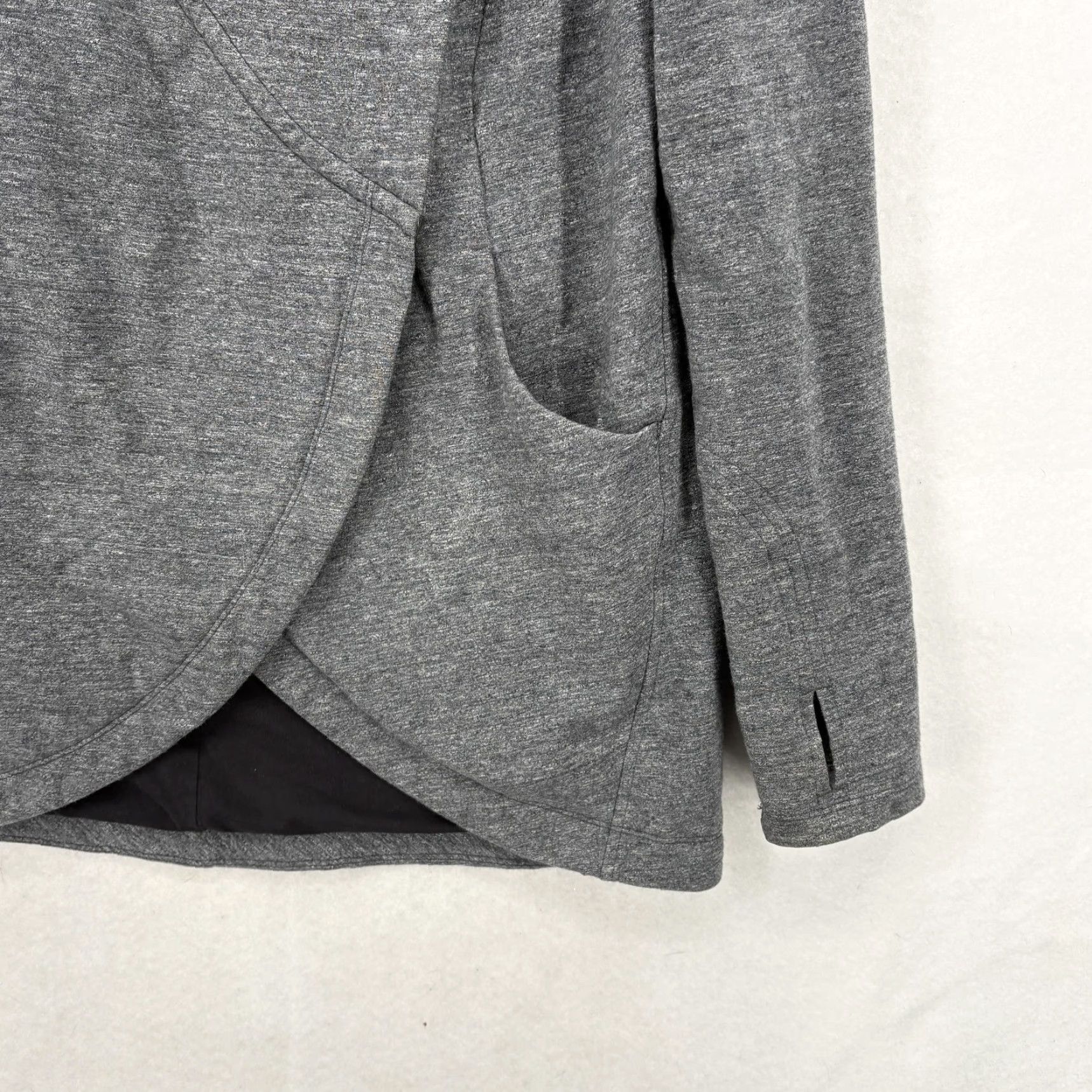 Lululemon Lululemon That’s A Wrap Jacket Womens 10 Gray Asymmetrical Snap Knit Thumbholes Size L / US 10 / IT 46 - 3 Thumbnail