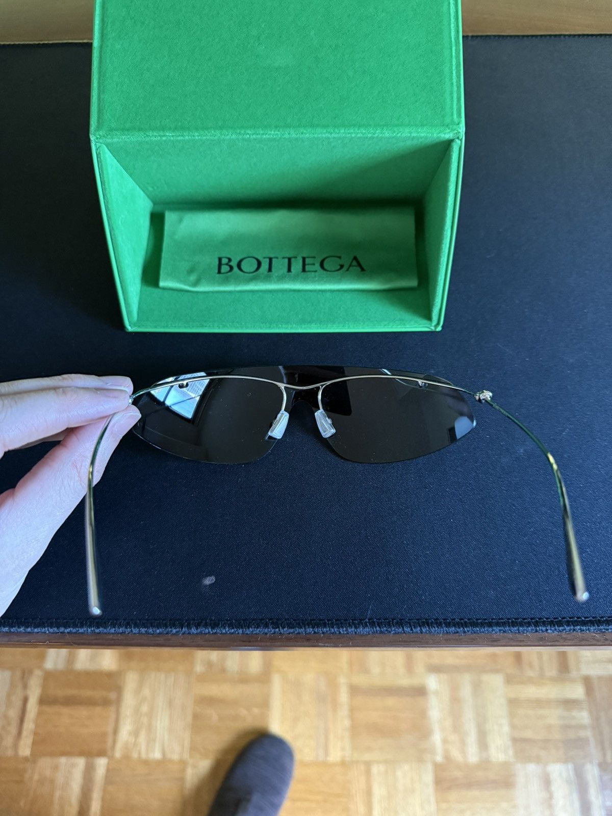 Bottega Veneta Bottega Veneta Silver Shield Sunglasses Size ONE SIZE - 7 Thumbnail
