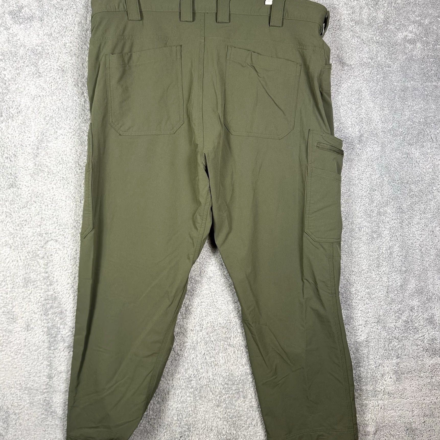 Olive Duluth Flexpedition Pants Mens 40x30 Relaxed Cargo Stretch Olive 71153 Size US 40 / EU 56 - 4 Thumbnail