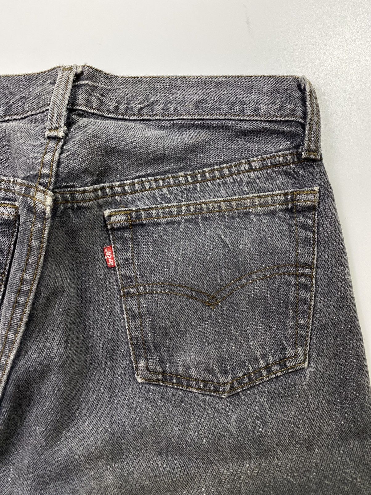 LVC vintage 80s levis 501 usa look so very gooood Size US 28 / EU 44 - 6 Thumbnail
