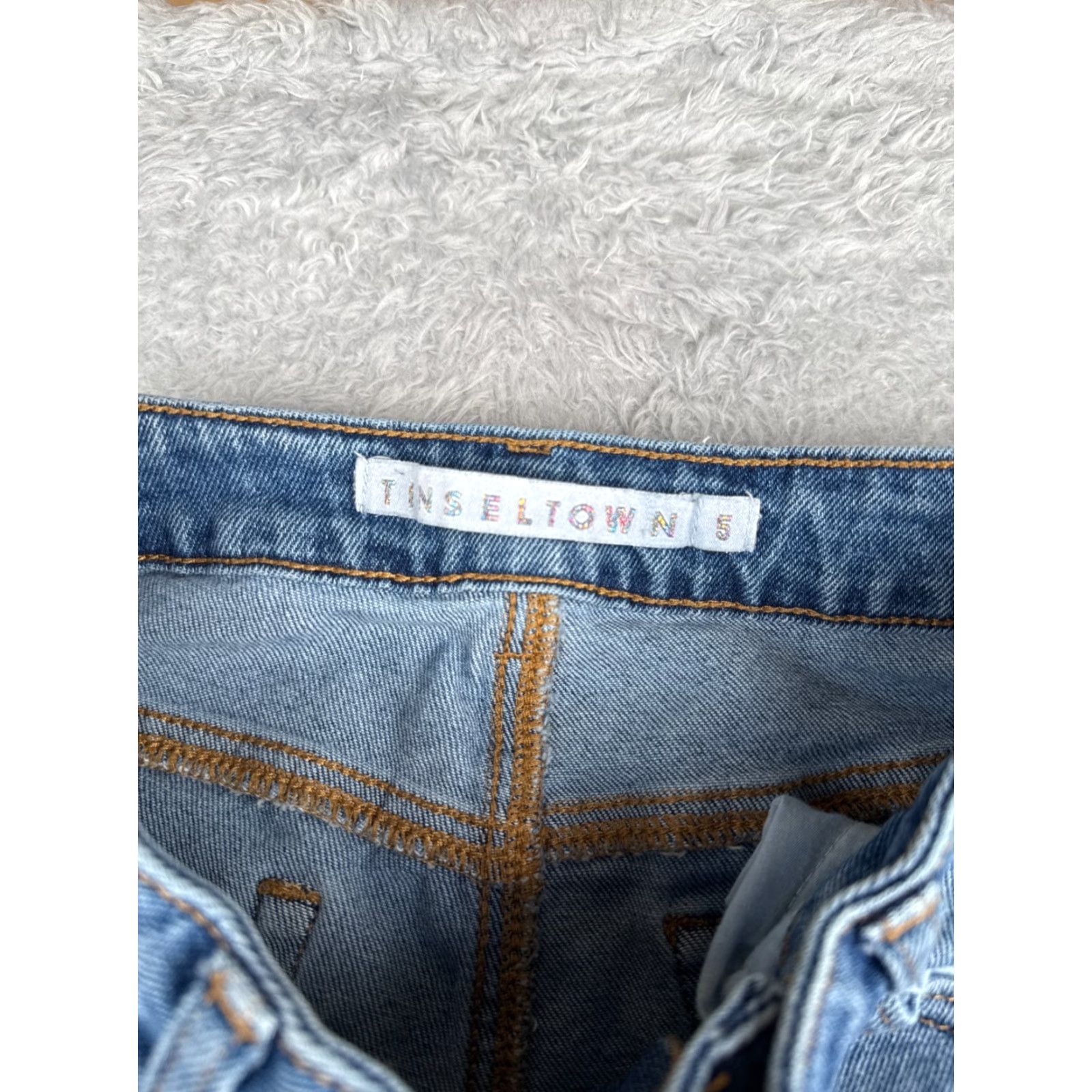 Vintage Tinseltown Jeans Juniors 5 Blue Denim Tapered High Rise 25x27 Cotton Blend Womens Casual American 90s Jeans Size 27" / US 4 / IT 40 - 6 Thumbnail