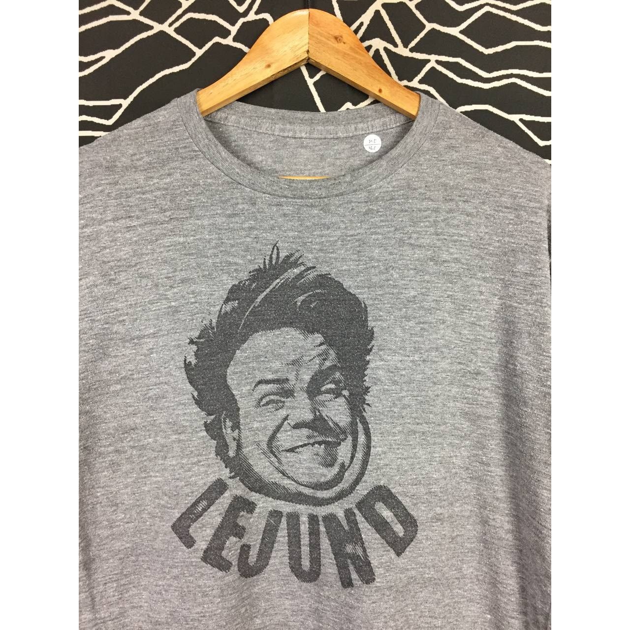 Other Chive Tees Chris Farley Lejund Graphic Tee Size L Size US L / EU 52-54 / 3 - 3 Thumbnail