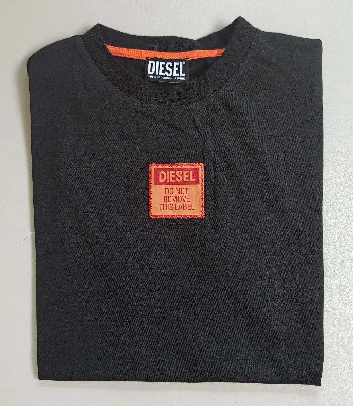 Diesel DIESEL Black T-Shirt With Logo Patch T 4121 Size US S / EU 44-46 / 1 - 1 Thumbnail