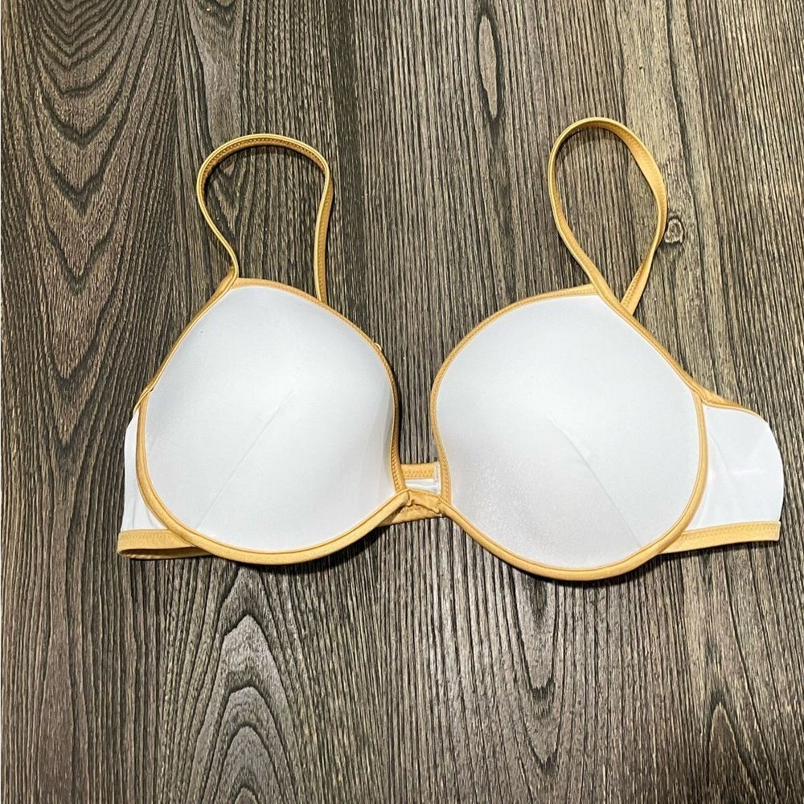 Victoria's Secret NWOT Victoria's Secret Swim Bra Bikini Top Underwire 38D Size ONE SIZE - 1 Thumbnail