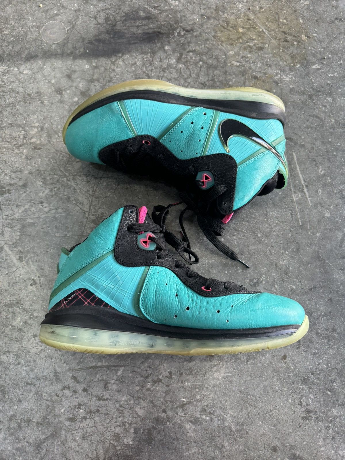 Nike Lebron 8 South Beach Size US 10.5 / EU 43-44 - 2 Thumbnail