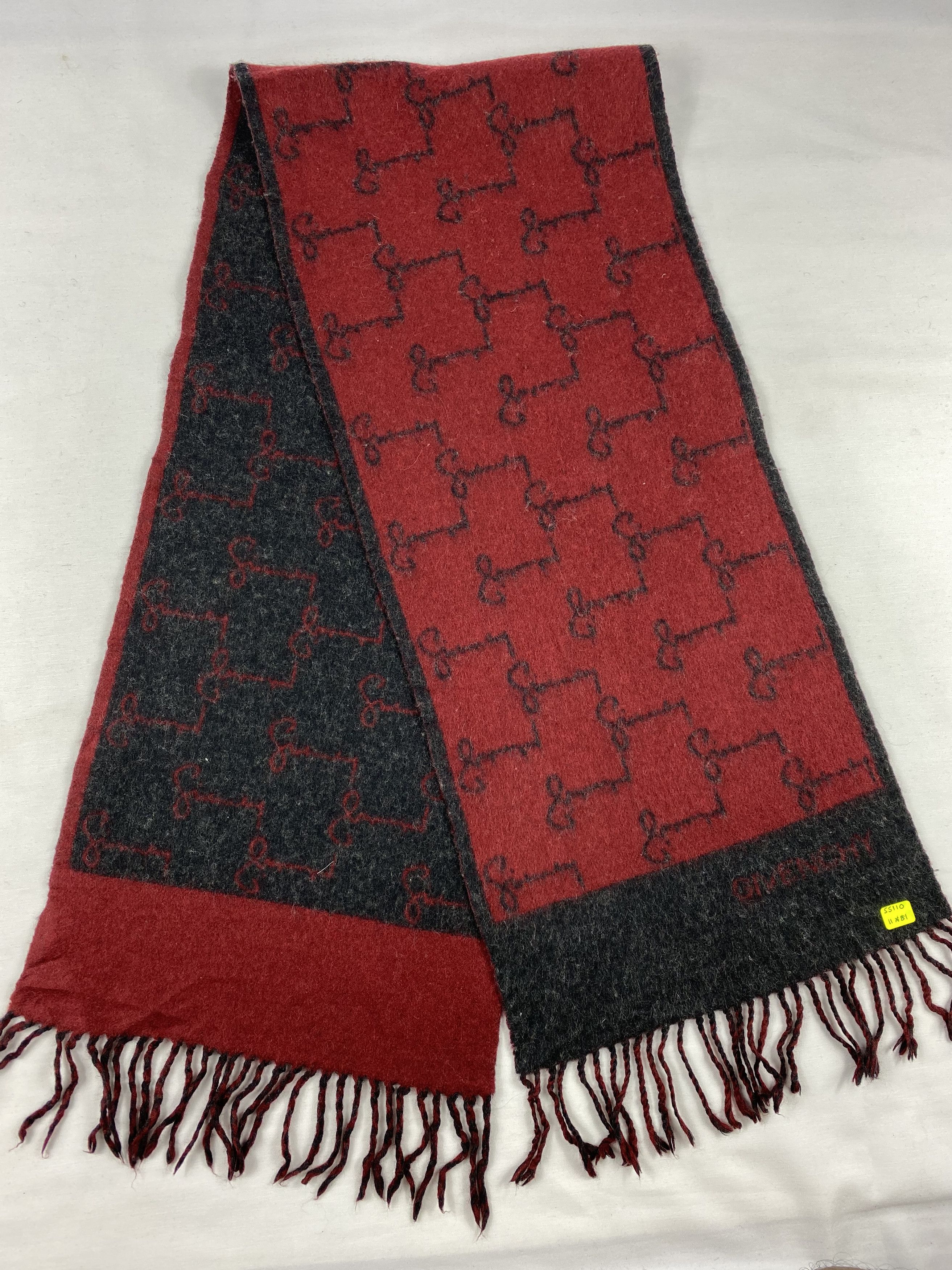 Vintage Givenchy Scarf / Muffler / Neckwear Size ONE SIZE - 2 Thumbnail