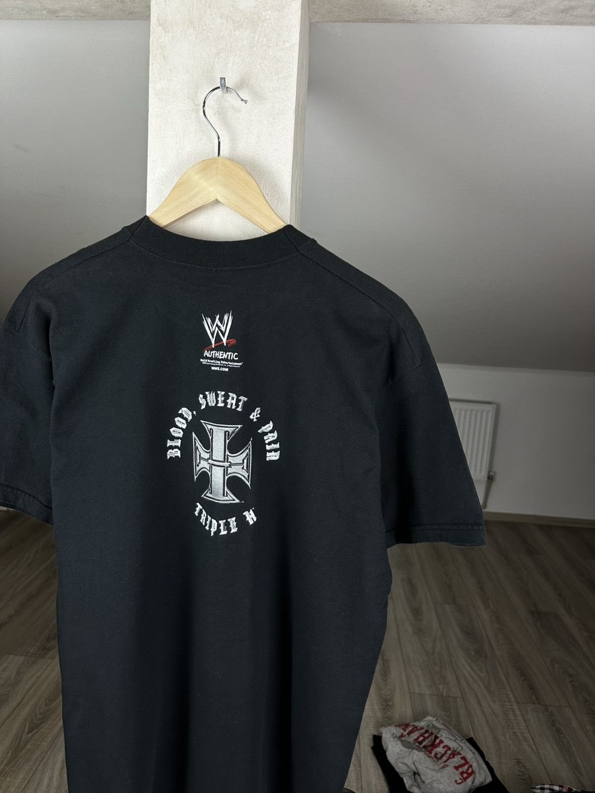 WWE Vintage WWE Triple H Tee Faded Black 2004 Size US L / EU 52-54 / 3 - 6 Thumbnail
