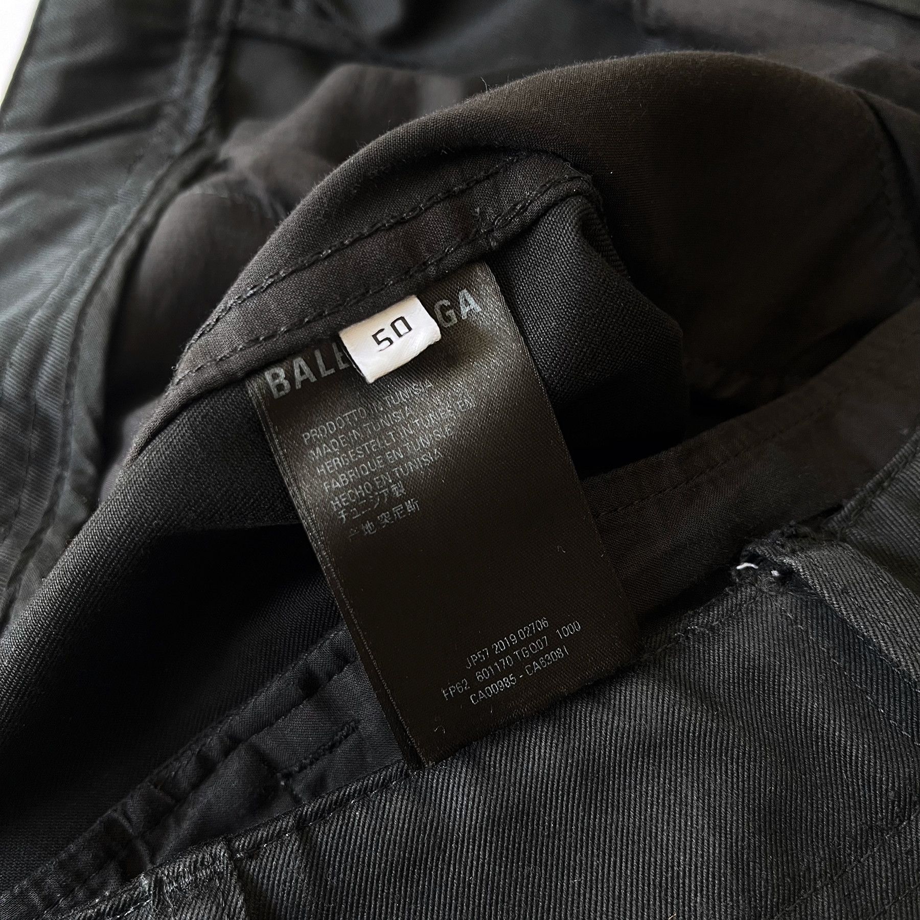 Balenciaga 2019 Balenciaga Straight Leg Cargo Pants (32x32) Size US 32 / EU 48 - 11 Thumbnail