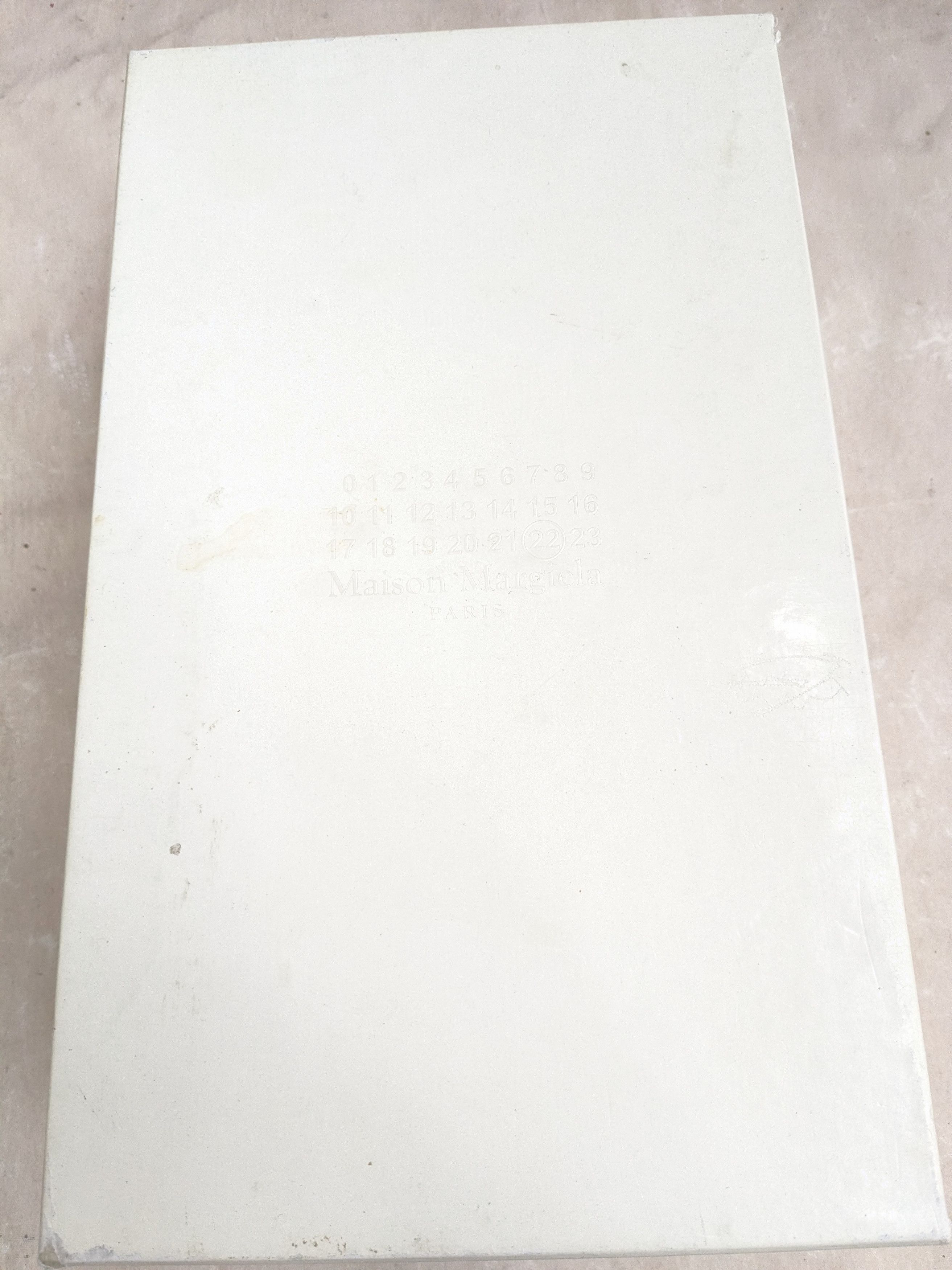 Maison Margiela Maison Margiela GAT Replica White Gray Sock 13 46 Size US 13 / EU 46 - 21 Thumbnail