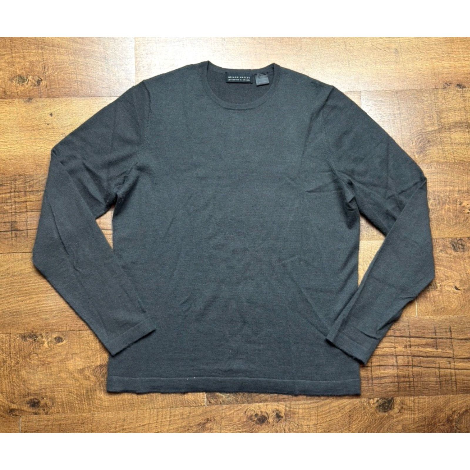 Neiman Marcus VINTAGE Neiman Marcus Mens Small Gray Superfine Cashmere V Neck Lightweight Sweater Size US S / EU 44-46 / 1 - 2 Thumbnail