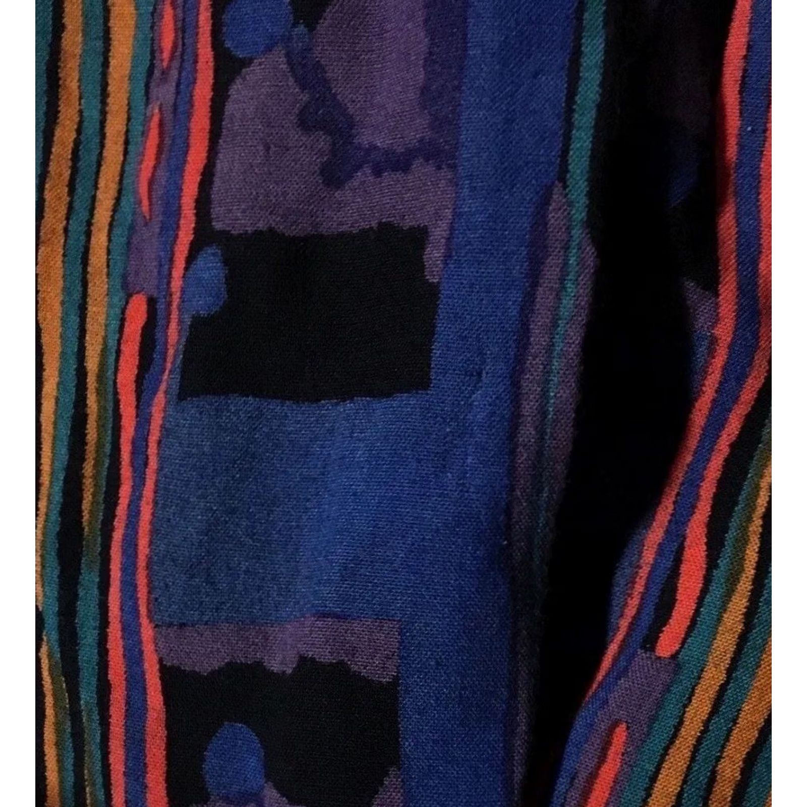 Vintage VINTAGE All Over Print Shirt L Blue Floral Pattern Short Sleeve Button-Up Unisex Adults 90s Abstract Art Surf Skate Grunge Vaporwave Size L / US 10 / IT 46 - 4 Thumbnail