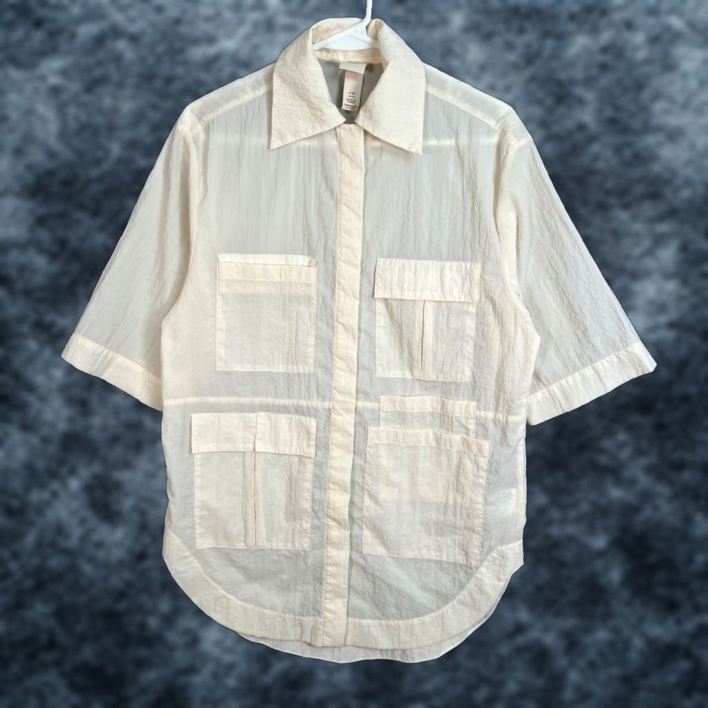 H&M VINTAGE H&M Cream Sheer Utility Short Sleeve Shirt Womens XS Lightweight Textured Womens XS Cream Shirt Button-Up Short Sleeve Casual Size XS / US 0-2 / IT 36-38 - 1 Thumbnail