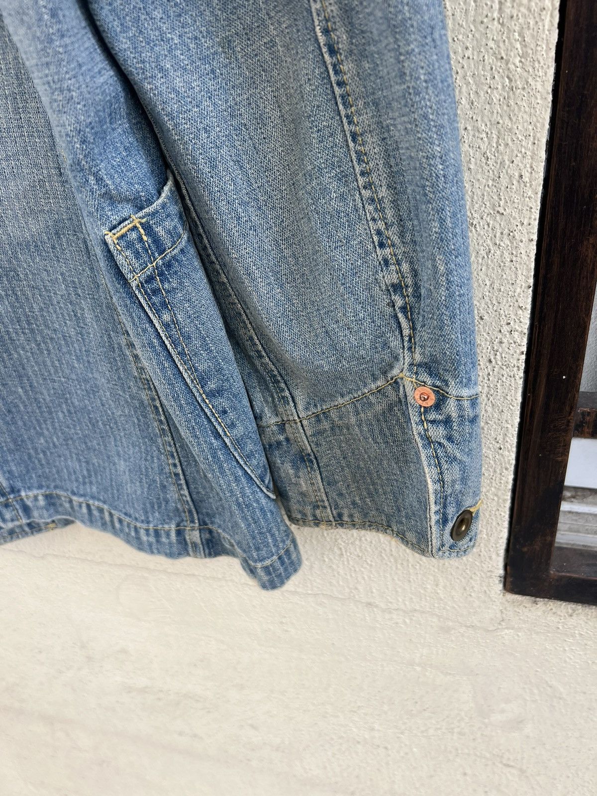 Levi's Vintage 2004 Levi’s Redloop Fade Blue HBT Denim Chore Jacket Size US M / EU 48-50 / 2 - 15 Thumbnail