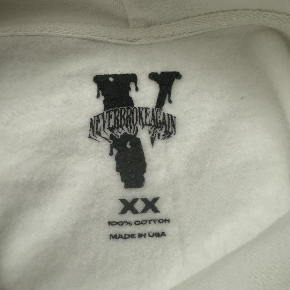 Vintage × Vlone New Vlone x Never Broke Again Slime Hoodie White Size US XXL / EU 58 / 5 - 2 Thumbnail