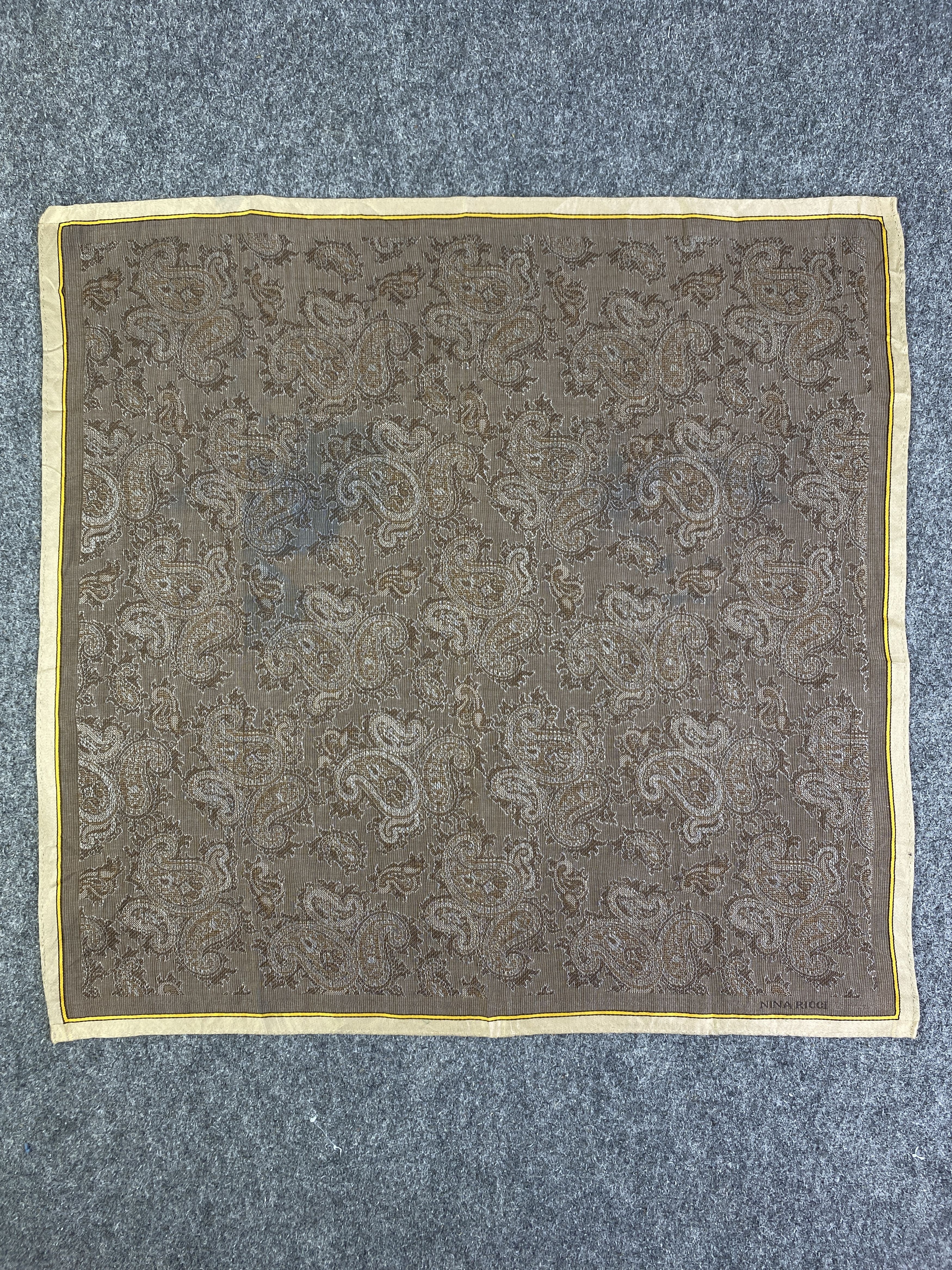 Vintage Nina Ricci Handkerchief / Neckerchief / Bandana KT0020 Size ONE SIZE - 4 Thumbnail
