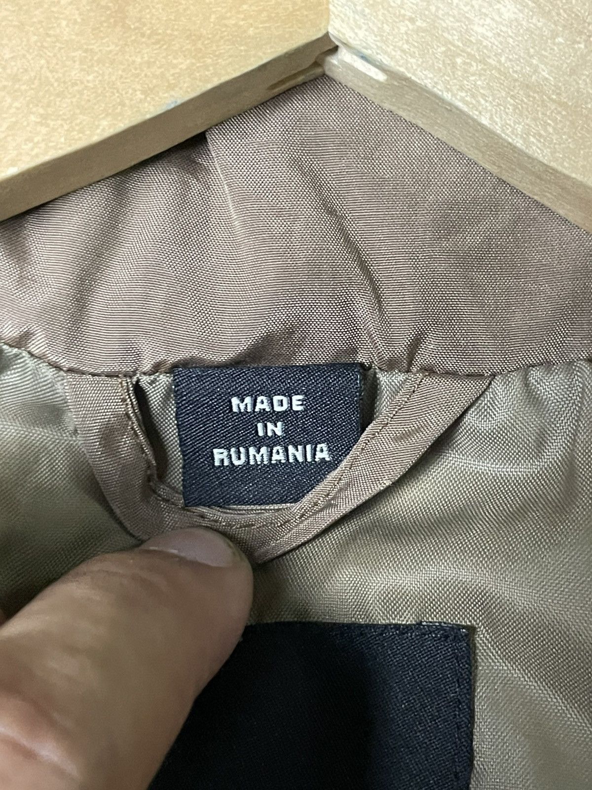 Japanese Brand × Vintage Max Mara Water Repellent Padded Jacket (61) Size US XXS / EU 40 - 11 Thumbnail