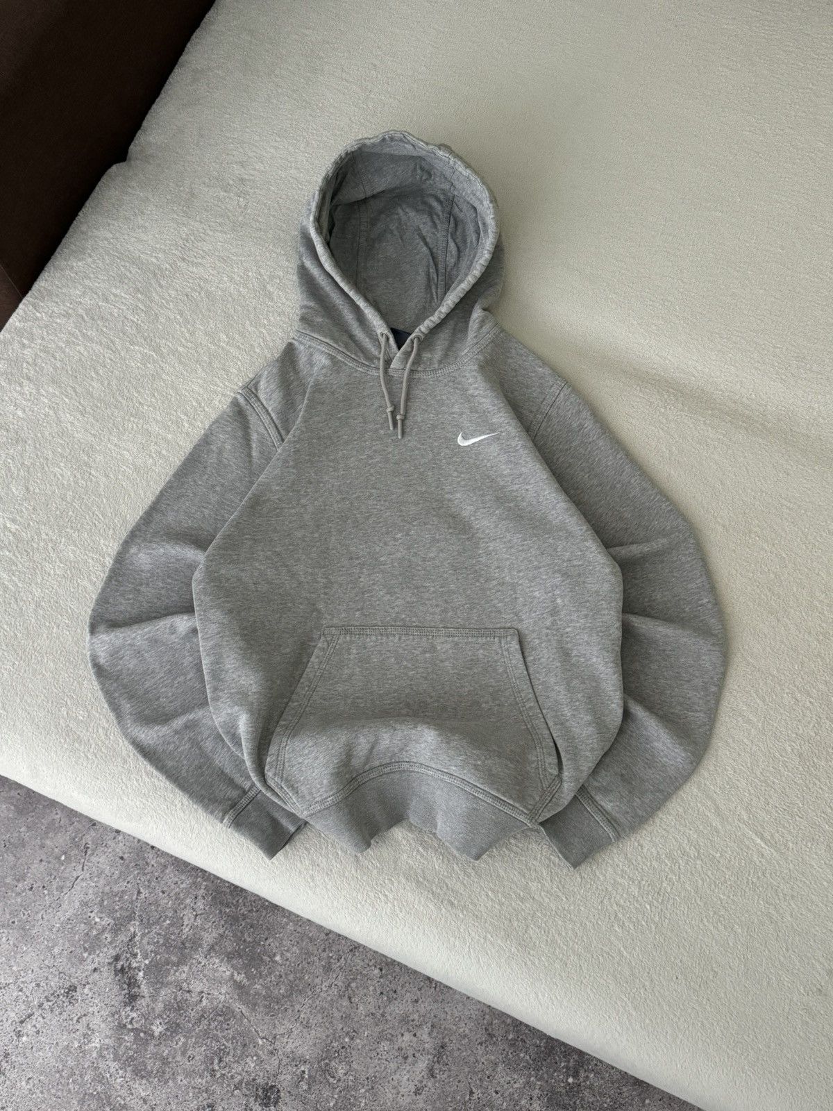 Nike × Vintage Vintage Nike Y2K swoosh oversized grey zip hoodie Size US S / EU 44-46 / 1 - 3 Thumbnail