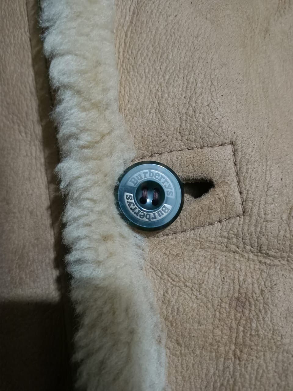 Burberry Burberrys’ Shearling Sheepskin Jacket –Made in Japan (1990s) Size US M / EU 48-50 / 2 - 4 Thumbnail