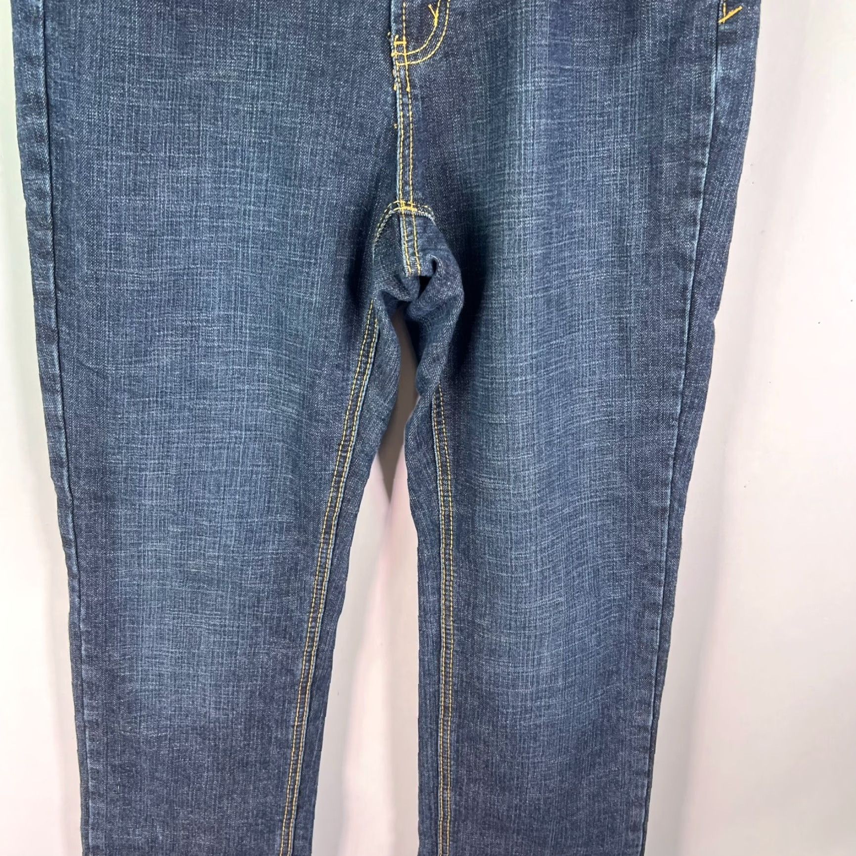 Apt. 9 Apt. 9 Jeans Womens 34 Inseam 31 Flap Pocket Straight Leg 12 Blue Denim City USA Modern Regular Size 34" / US 12 / IT 48 - 3 Thumbnail