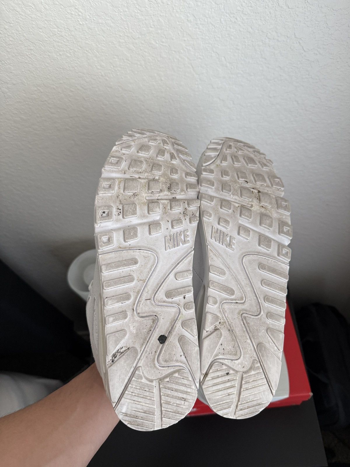 Nike Nike Air Max 90 Size US 9.5 / EU 42-43 - 5 Thumbnail
