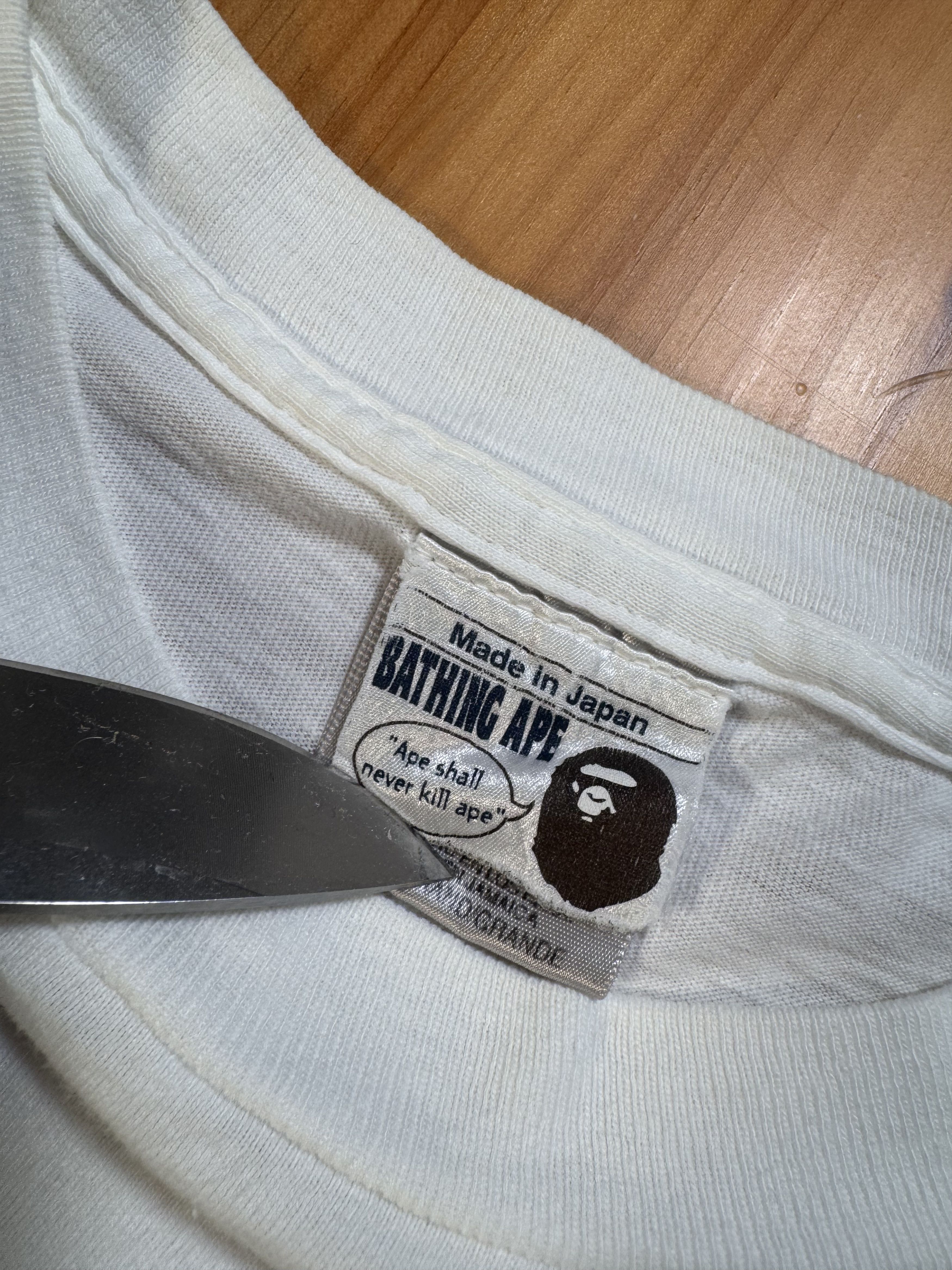 Bape Rare 1996 Bape Bathing Ape Dog T-Shirt Size US L / EU 52-54 / 3 - 5 Thumbnail