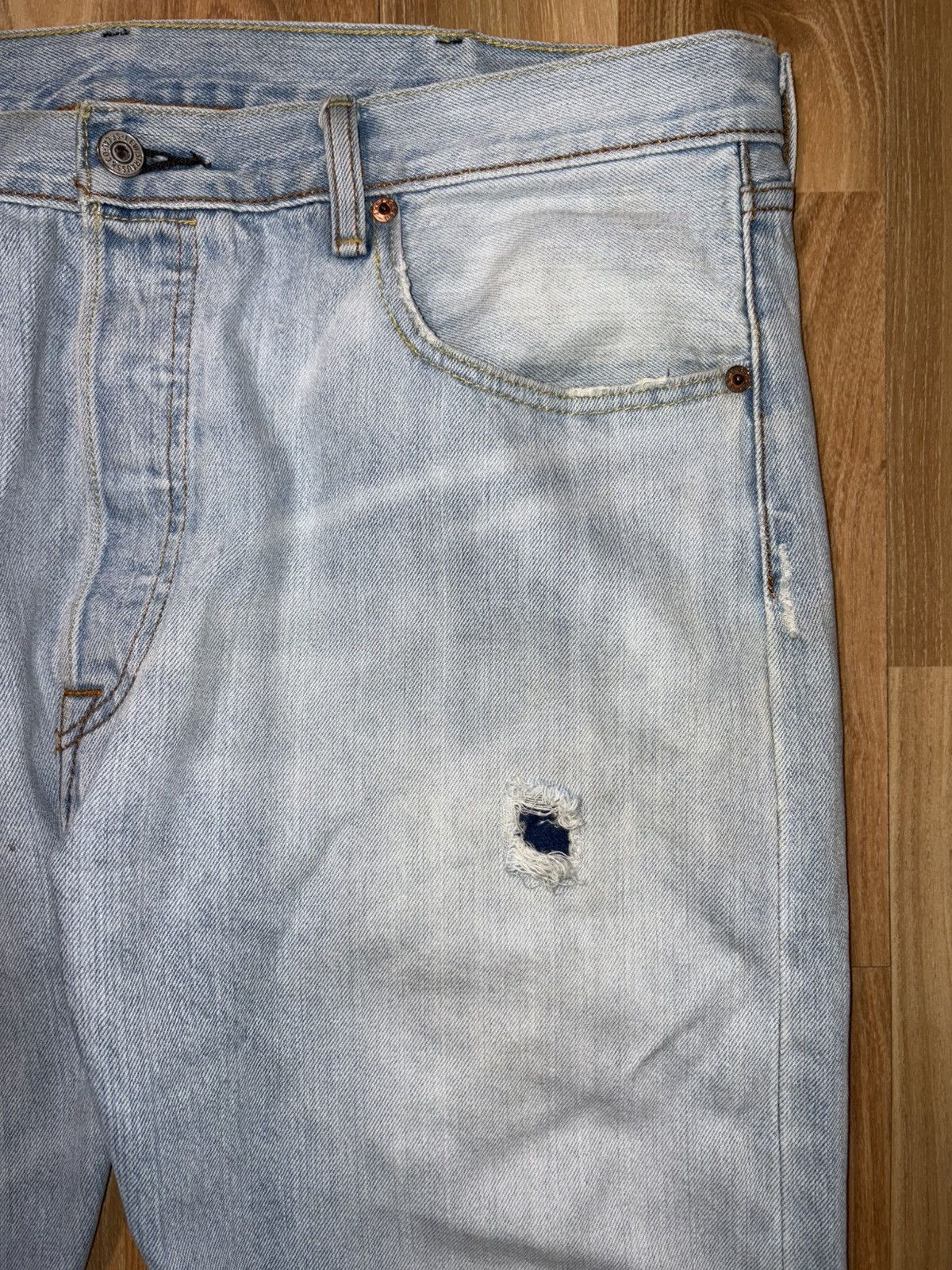 Levi's Vintage Clothing Vintage Levi's 501 Original Button Fly Light WashJeans 38x30 Size US 38 / EU 54 - 4 Thumbnail