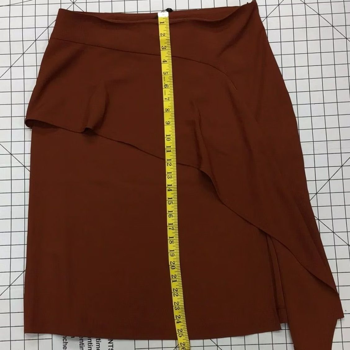 DKNY DKNY Skirt Women Midi A-Line Ruffle Orange 8 Modern Dresswear Style DKNY Women’s Regular Size 8 Skirt Color Orange Skirt Length Midi Accents Ruffle Size 30" / US 8 / IT 44 - 5 Thumbnail
