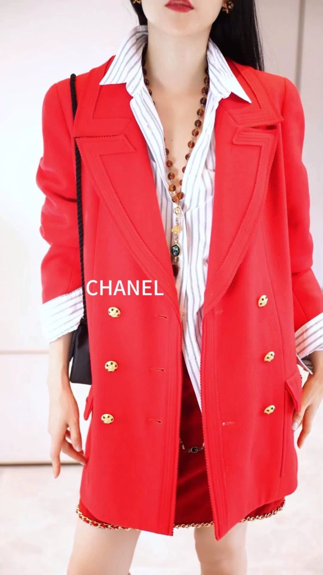 Chanel Chanel 1991 FW Dark Red Velvet Chain Gold-Tone Skirt S-M Size 26" / US 2 / IT 38 - 1 Thumbnail