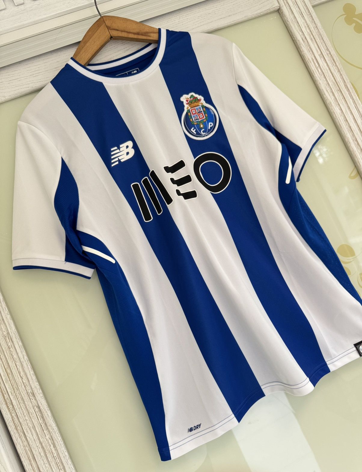 New Balance Porto 2017-2018 Home Soccer Jersey Football Kit Shirt Size US M / EU 48-50 / 2 - 4 Thumbnail