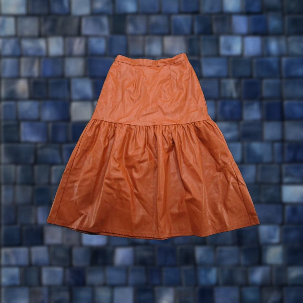 Vintage Who What Wear Women's Vegan Leather Skirt Size S Cognac Brown Maxi Fall Tiered Size 28" / US 6 / IT 42 - 1 Thumbnail