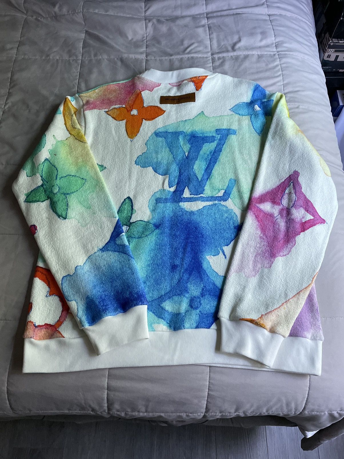 Louis Vuitton Louis Vuitton Watercolor Monogram Sweatshirt Size US L / EU 52-54 / 3 - 4 Thumbnail