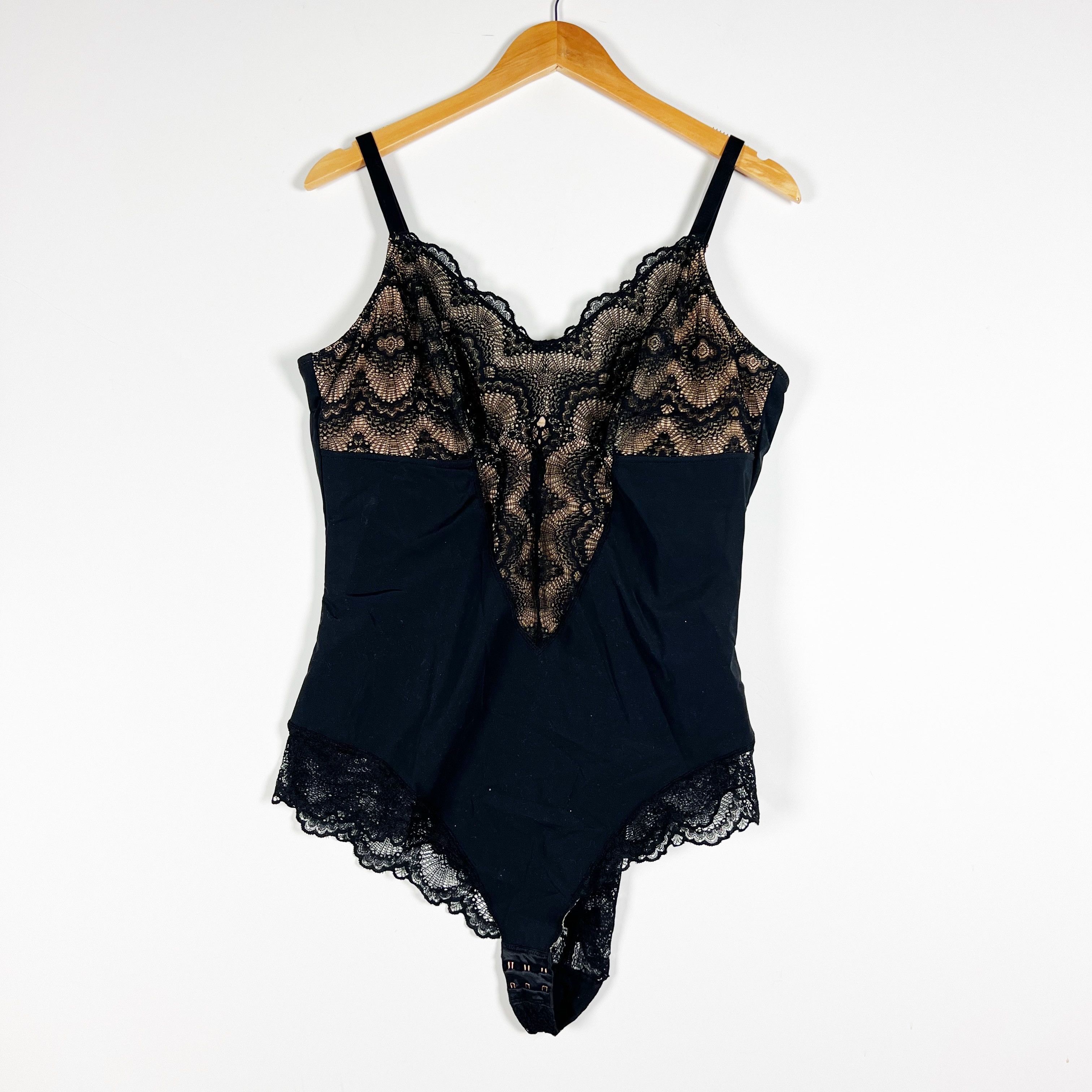 Other Pinsy Sculpting Shaping Lace One Piece Size XXL / US 16-18 / IT 52-54 - 1 Thumbnail