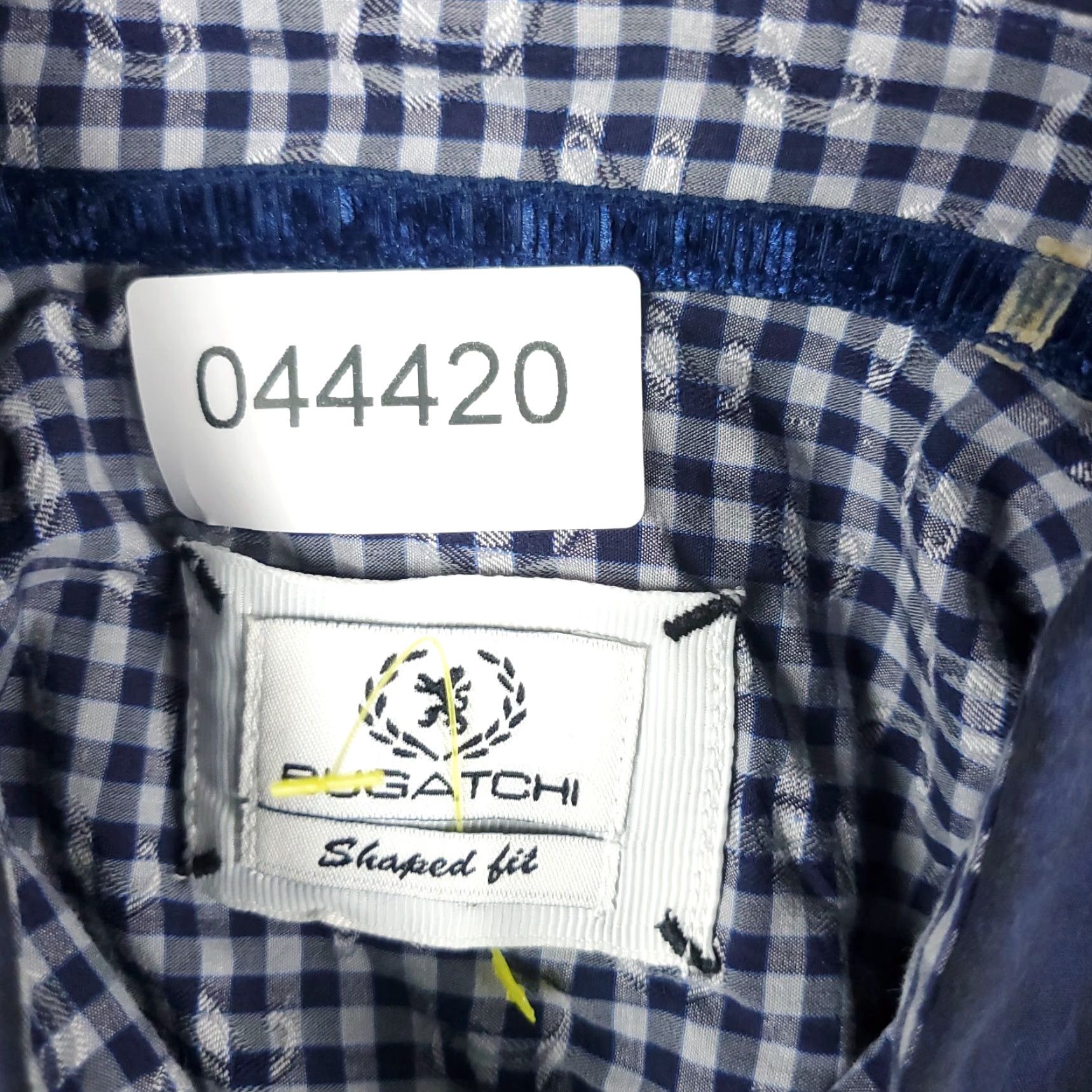 BUGATCHI VINTAGE Bugatchi Uomo Shirt Mens XL Blue Check Button-Up Long Sleeve — Regular Fit, Collared, Cotton, Business Casual Formal, Men’s Shirt Size US XL / EU 56 / 4 - 8 Thumbnail