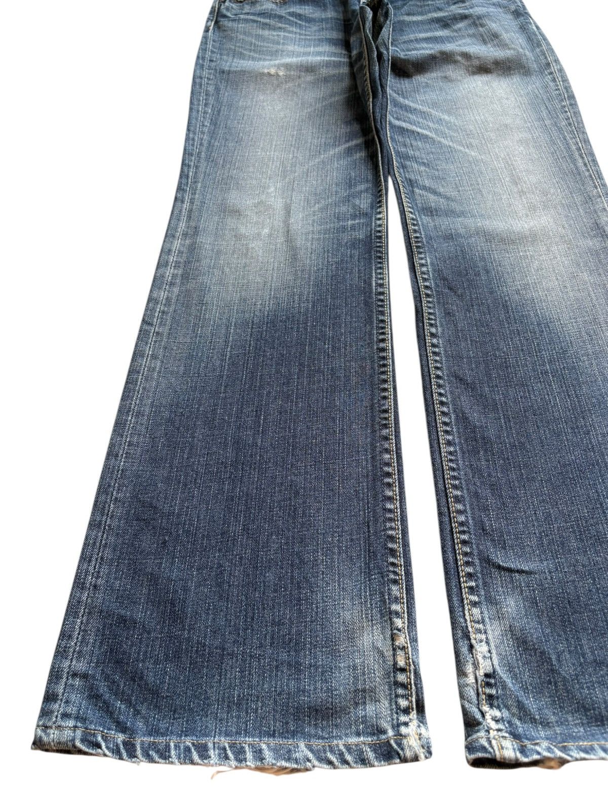Levi's Vintage 90s Levis 507 Faded Wash Distressed Flare Jeans Size US 31 - 6 Thumbnail