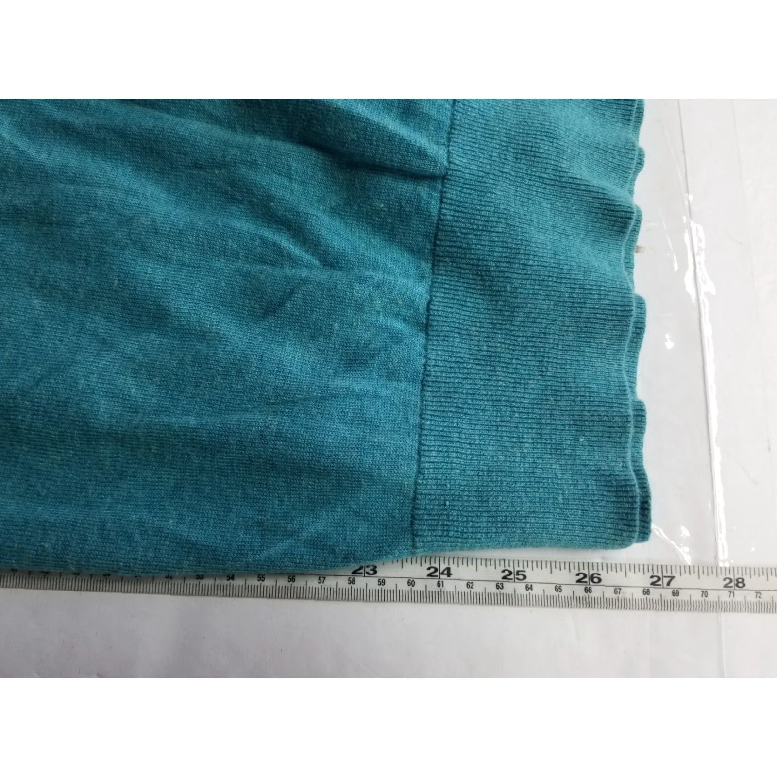 Banana Republic Banana Republic Sweater Men Long Sleeve V-neck Silk Linen Size Large Teal Green Mens Size US L / EU 52-54 / 3 - 6 Thumbnail