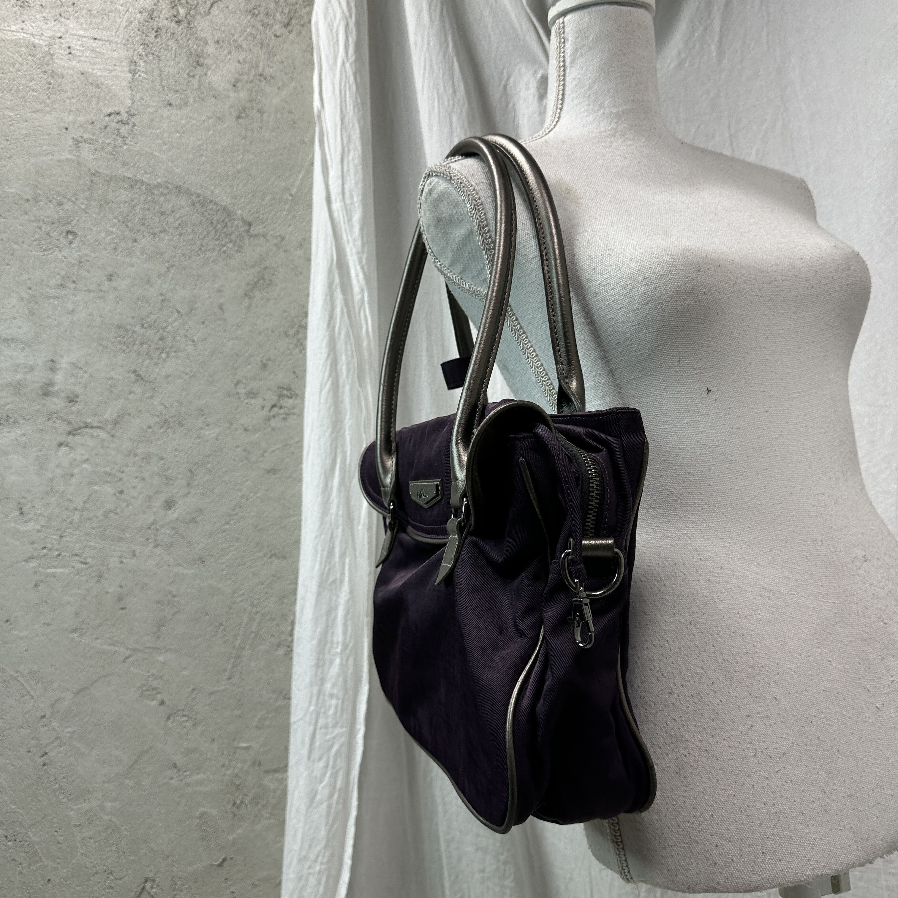 Vintage Vintage Grunge Nylon Kipling Shoulder Purple Plum Bag Y2K Size ONE SIZE - 3 Thumbnail