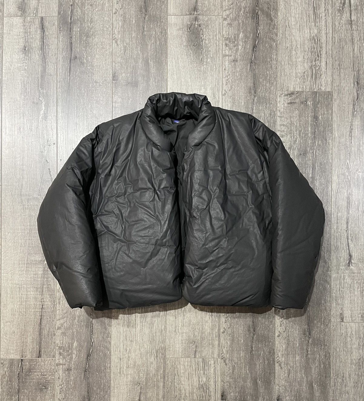 YEEZY YZY X GAP shops ROUND JACKET SIZE XL - US EXCLUSIVE