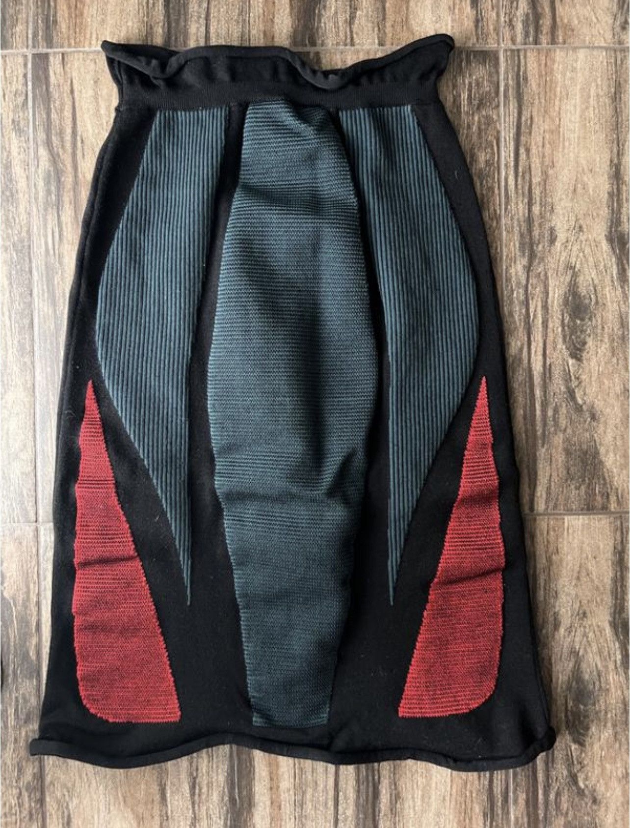 Louis Vuitton Louis Vuitton knitted skirt Size 30" / US 8 / IT 44 - 1 Thumbnail