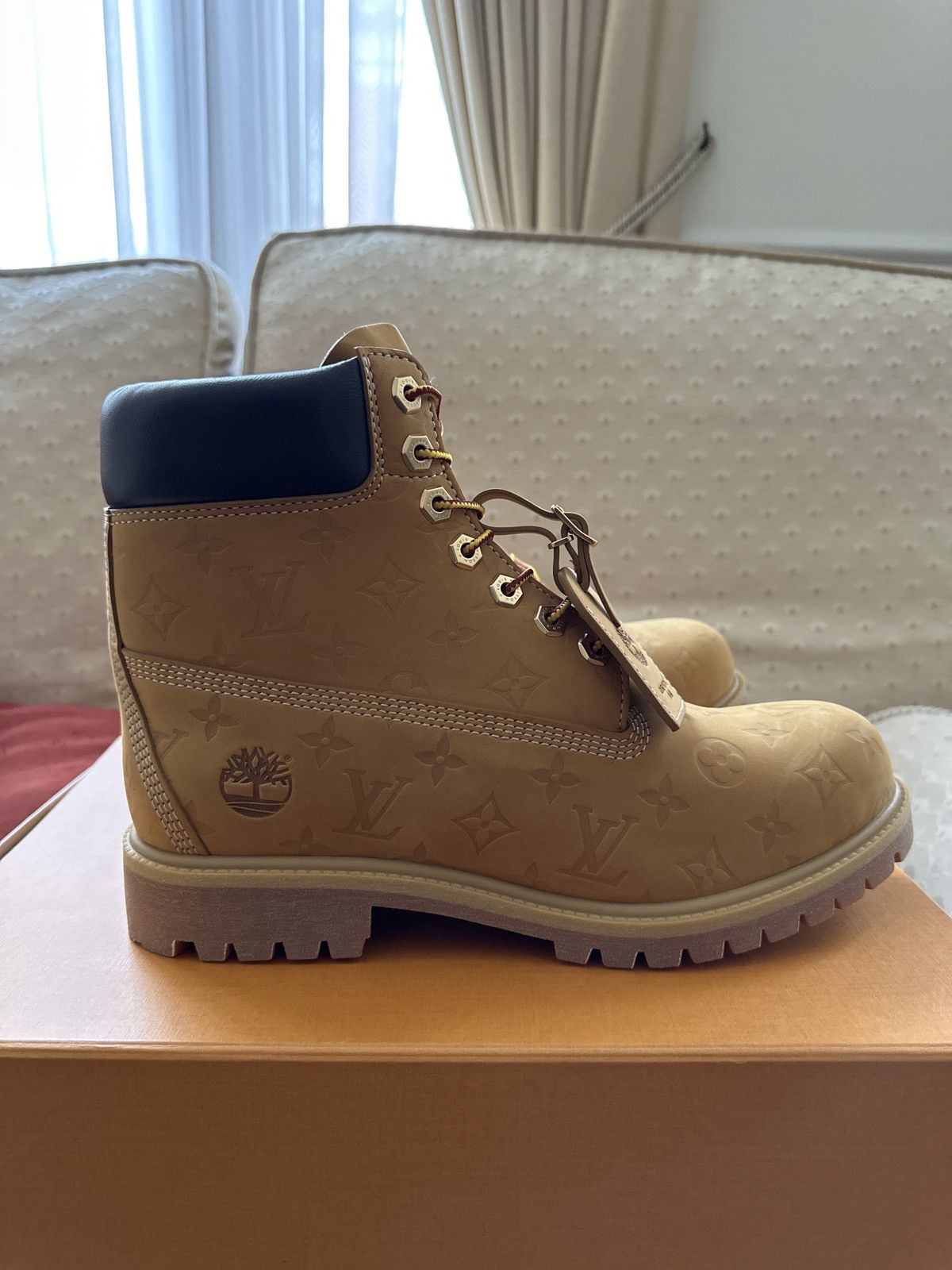 Louis Vuitton × Timberland Louis Vuitton x Timberland Boots Size US 11 / EU 44 - 3 Thumbnail
