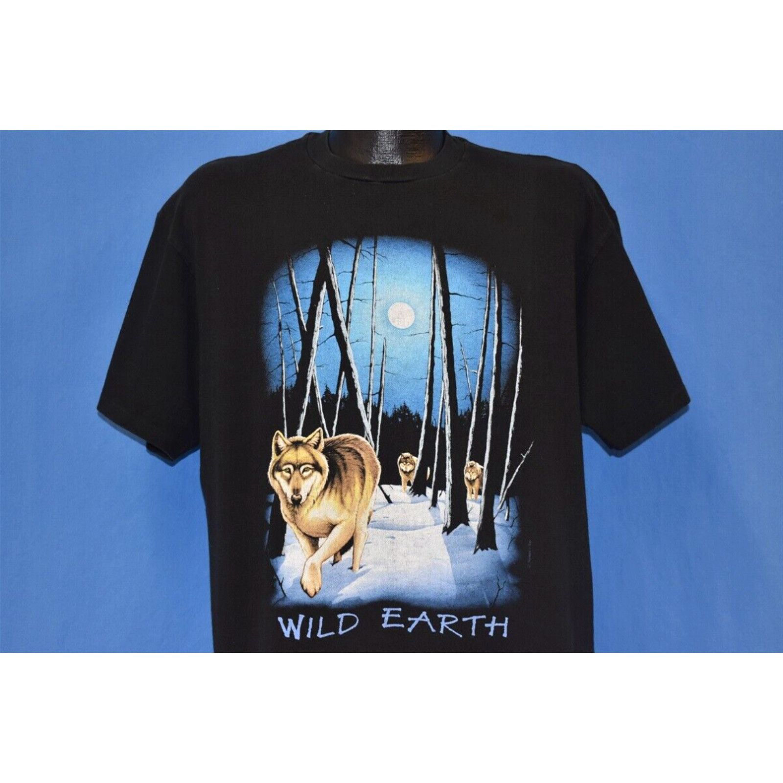 image of Anvil VTG 90's Wild Earth Wolves Wolf Pack Full Moon Snowy Night Wood Animal T-Shirt XL in White