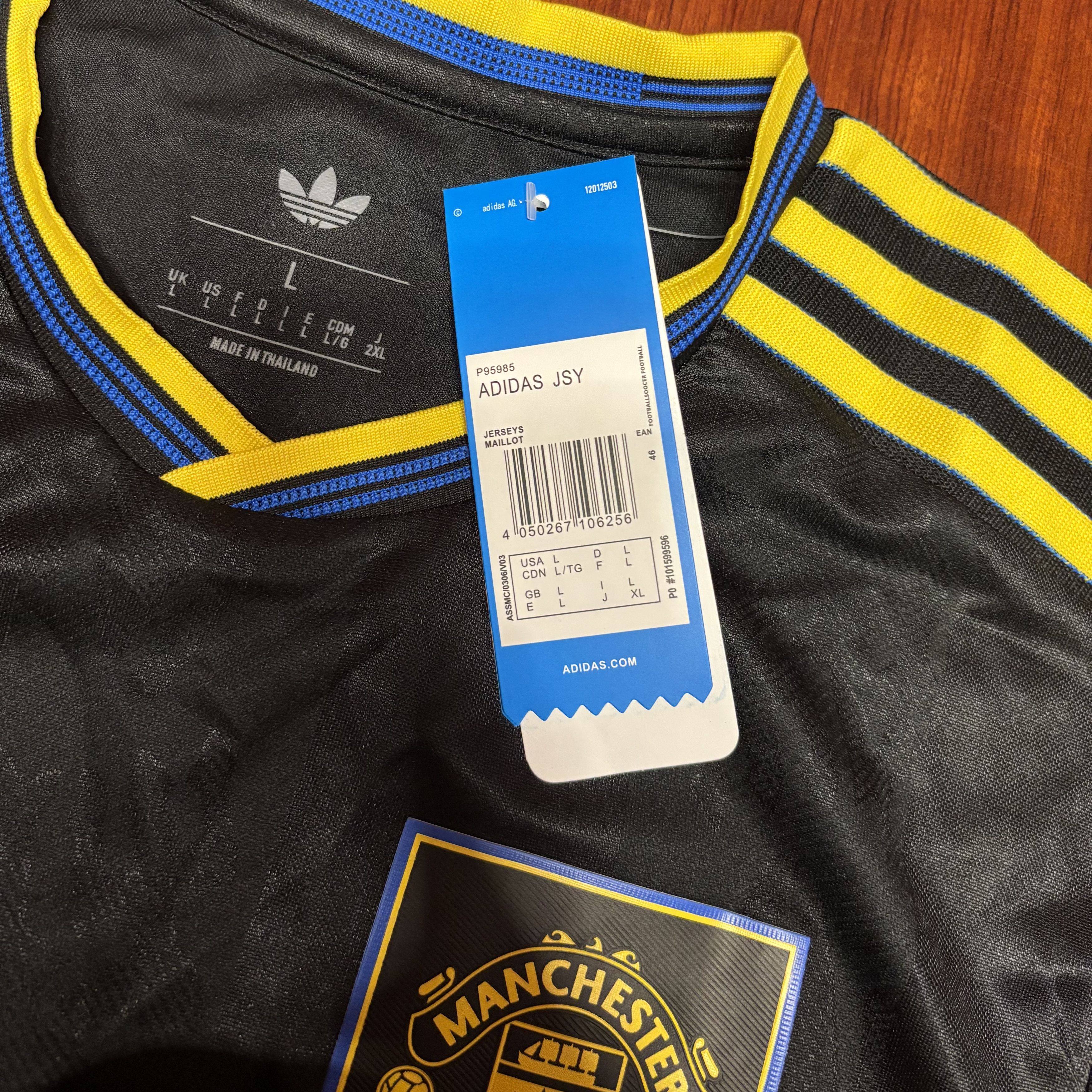 Adidas Manchester United Away Jersey 2025/26 – Player Version Size US L / EU 52-54 / 3 - 9 Thumbnail